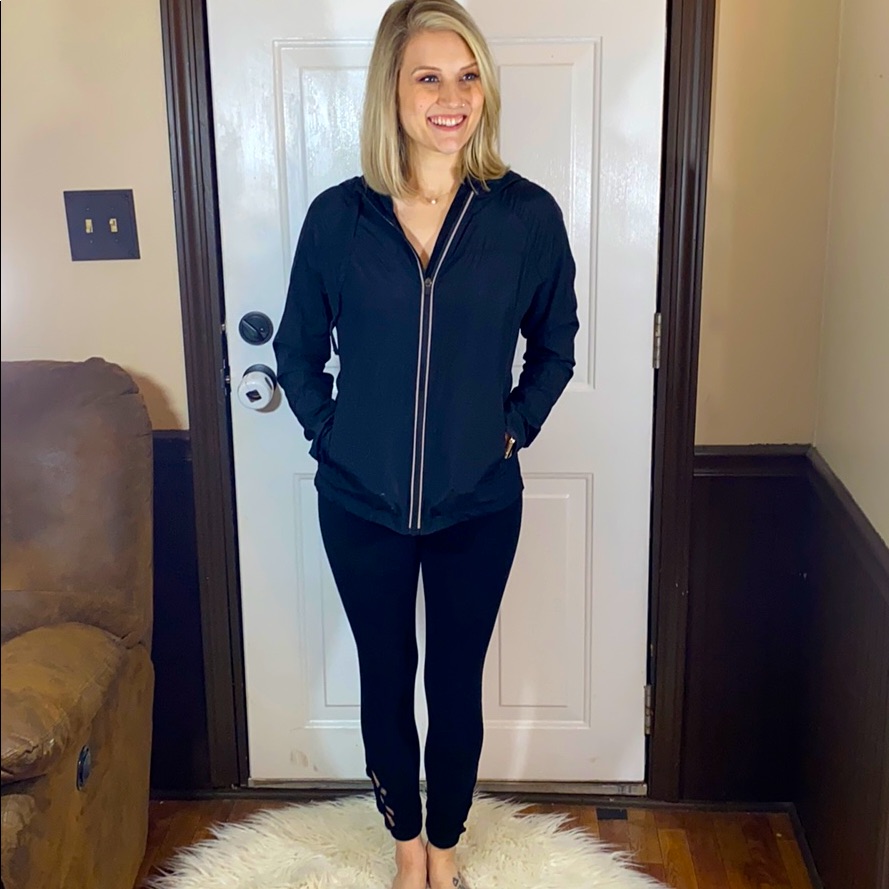 Fabletics Wind Breaker Jacket